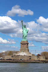 Statue de la libert&eacute; / Statue of liberty