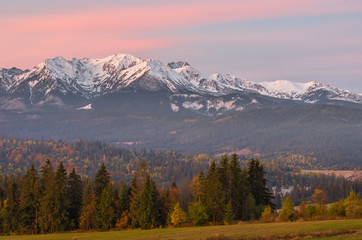 Fototapeta na wymiar Morning panorama of Tatra Mountains in autumn, Poland