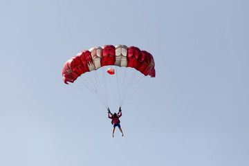 unidentified skydivers, parachutist