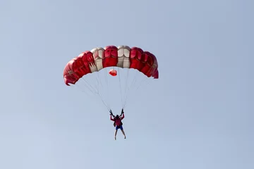 Photo sur Plexiglas Sports aériens unidentified skydivers, parachutist