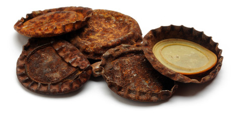 Kapsel Кроненпробка Tappo a corona Crown cork 王冠 Kapsyl Kruunukorkki Kroonkurk Kronkorken Tapón corona Kronenkork Korunkový uzávěr Kronenkorken seal