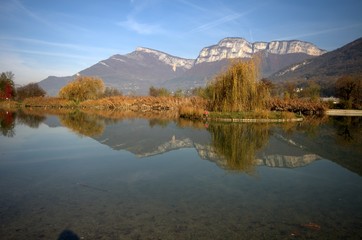 Lac de Challes les Eaux - Savoie.