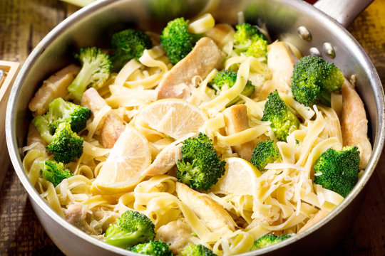 Pan Of Pasta With Chicken And Broccoli