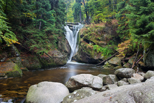 Fototapeta Szklarka Waterfall in Karkonosze Mountains