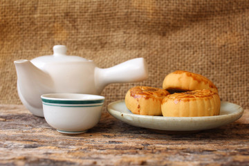 Festival moon cake with hot tea - Chinese cake