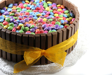 Kindergeburtstagstorte mit Schokolinsen