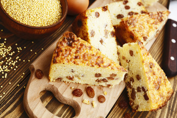Casserole with millet and raisin