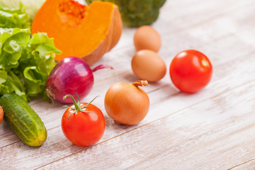 Eat fresh food to be healthy and strong