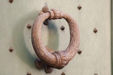 old-fashione knocker