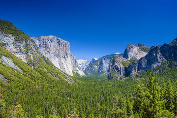 Amazing Mountains Shot from High Poing in Yosemite National Park