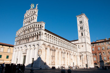 Fototapeta na wymiar Lucca- chiesa di S. Michele in Foro