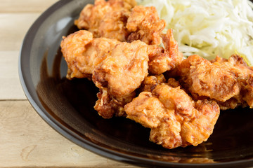 鳥の唐揚げ