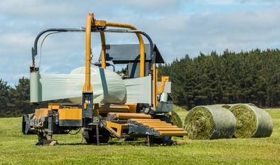 Silage Round Bale Wrapper © rghenry
