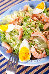 Mediterranean salad with shrimps and eggs