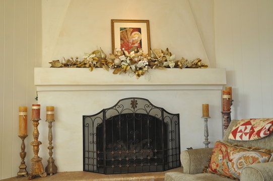 Cozy Living Or Family Room With White Fireplace And Mantle.