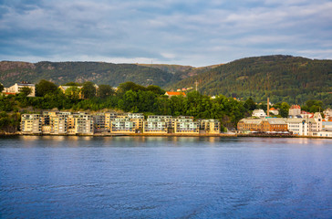 Fototapeta na wymiar Houses on the shore of the Norwegian Sea , Bergen , Norway