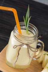 pineapple smoothie