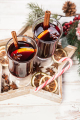 Mulled wine with cinnamon and orange