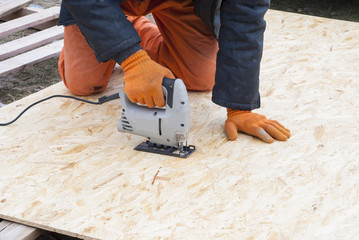 sawing OSB