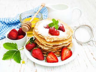 Pancakes with strawberries