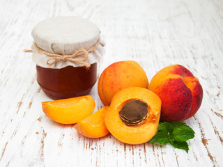 Apricots jam