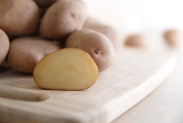 potatoes on the chopping board