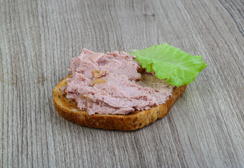 Pate sandwich