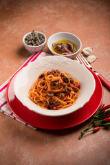 spaghetti puttanesca