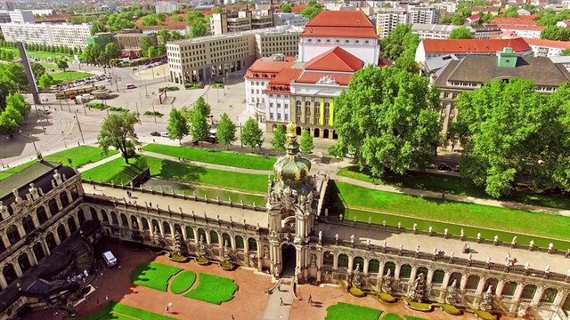 Zwinger Palace (Der Dresdner Zwinger) Art Gallery of Dresden, which was almost completely destroyed during the Second World War. Saxony, Germany.