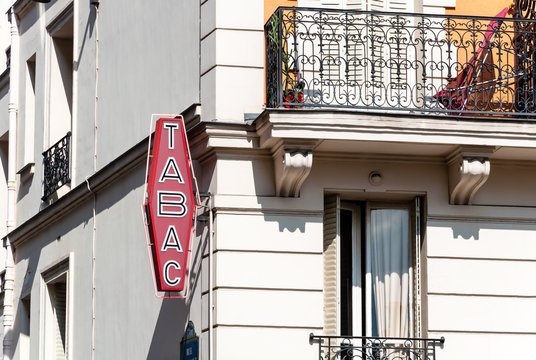 tabac sign in paris