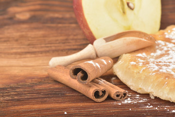 Fototapeta na wymiar Sweet homemade apple pie with cinnamon and sugar