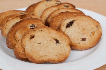 Rusks  with raisins 