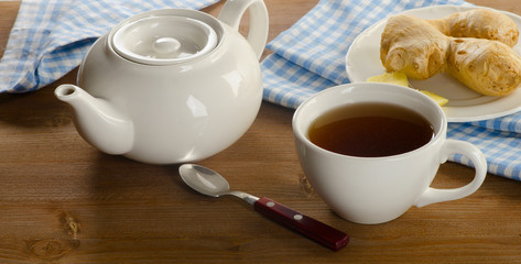 Fototapeta na wymiar Tea with ginger