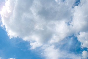 Obraz premium blue sky with grey cloud as background