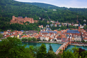 Fototapeta na wymiar Heidelberg panorama of city castle, Brucke bridge