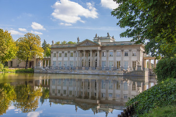 Fototapeta na wymiar Warsaw Royal Lazienki Palace