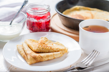 Russian pancakes with jam
