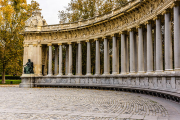 Obraz premium King Alfonso XII Monument (1922) in Retiro Park, Madrid. Spain.