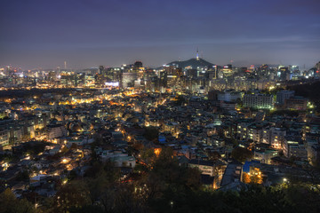 Fototapeta na wymiar Seoul Night view from Inwangsan