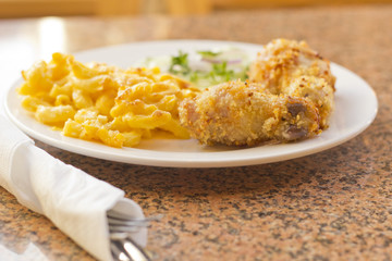 Fried Chicken Mac N Cheese
