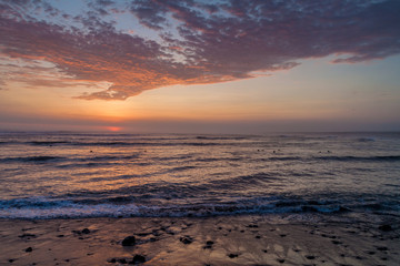 Obraz premium Sunset at the beach in Huanchaco, Peru.