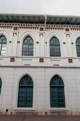 Obraz premium View of an old colonial building in the center of Cuenca, Ecuador