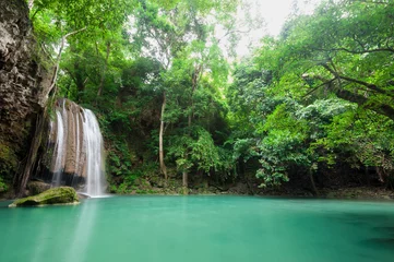 Foto op Aluminium Deep forest waterfall at Erawan waterfall National Park Kanchana © stnazkul