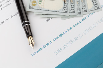 Arbeitsvertrag mit Dollars