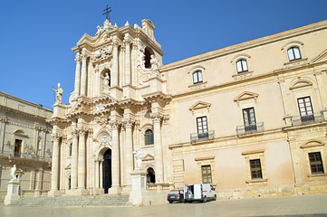 Fototapeta na wymiar Duomo di Siracusa, Ortygia