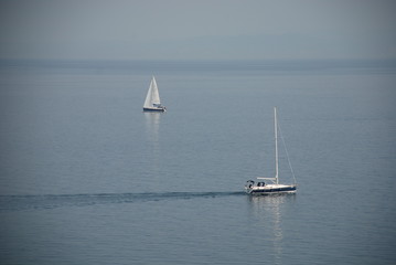 Obraz premium Boats Passing