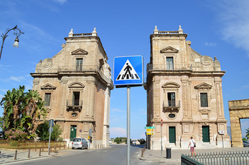 Fototapeta na wymiar Palermo Porta Felice