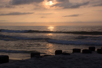 Fototapeta na wymiar Serene Island Sunrise 