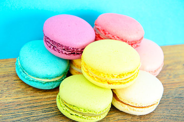 Fototapeta na wymiar Sweet and Colourful French Macaroons