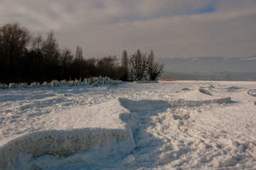 Fototapeta na wymiar Lac gelé 4